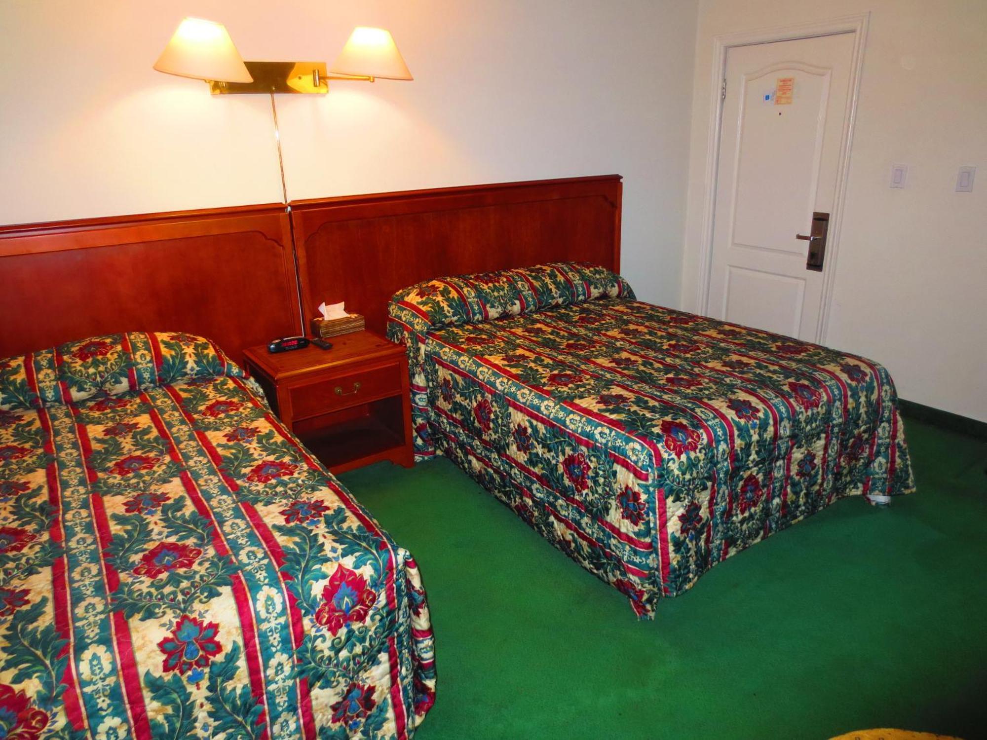 Canadiana Motel Hanover Eksteriør bilde