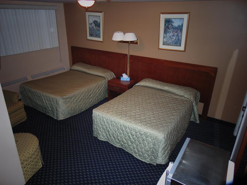 Canadiana Motel Hanover Eksteriør bilde